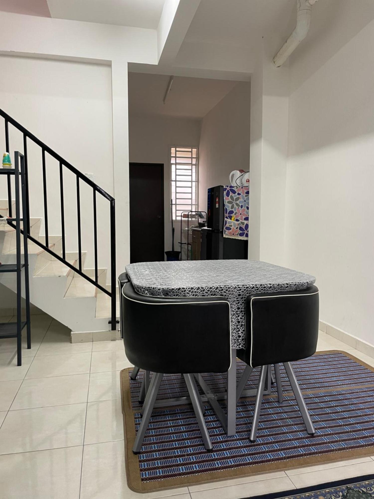 D'Cahaya Homestay Batu Pahat Buitenkant foto