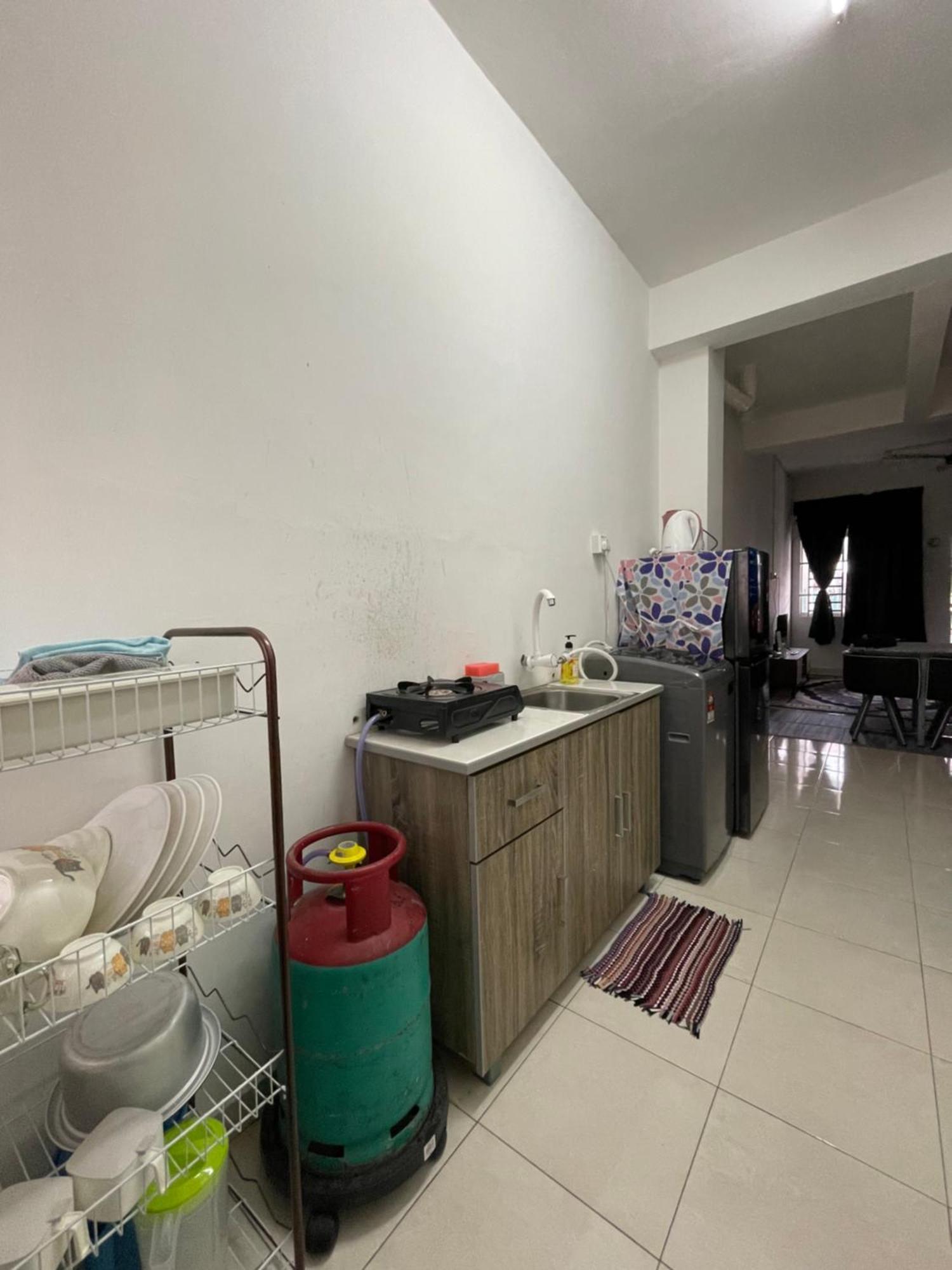 D'Cahaya Homestay Batu Pahat Buitenkant foto